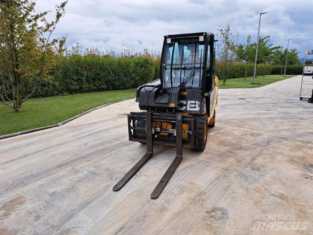 JCB TLT 30-19E Viličarji s pomičnim teleskopom