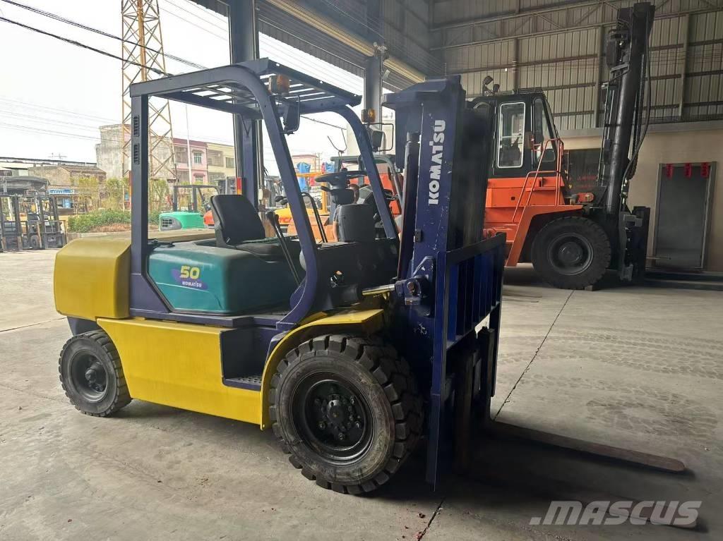 Komatsu 5t Dizelski viličarji
