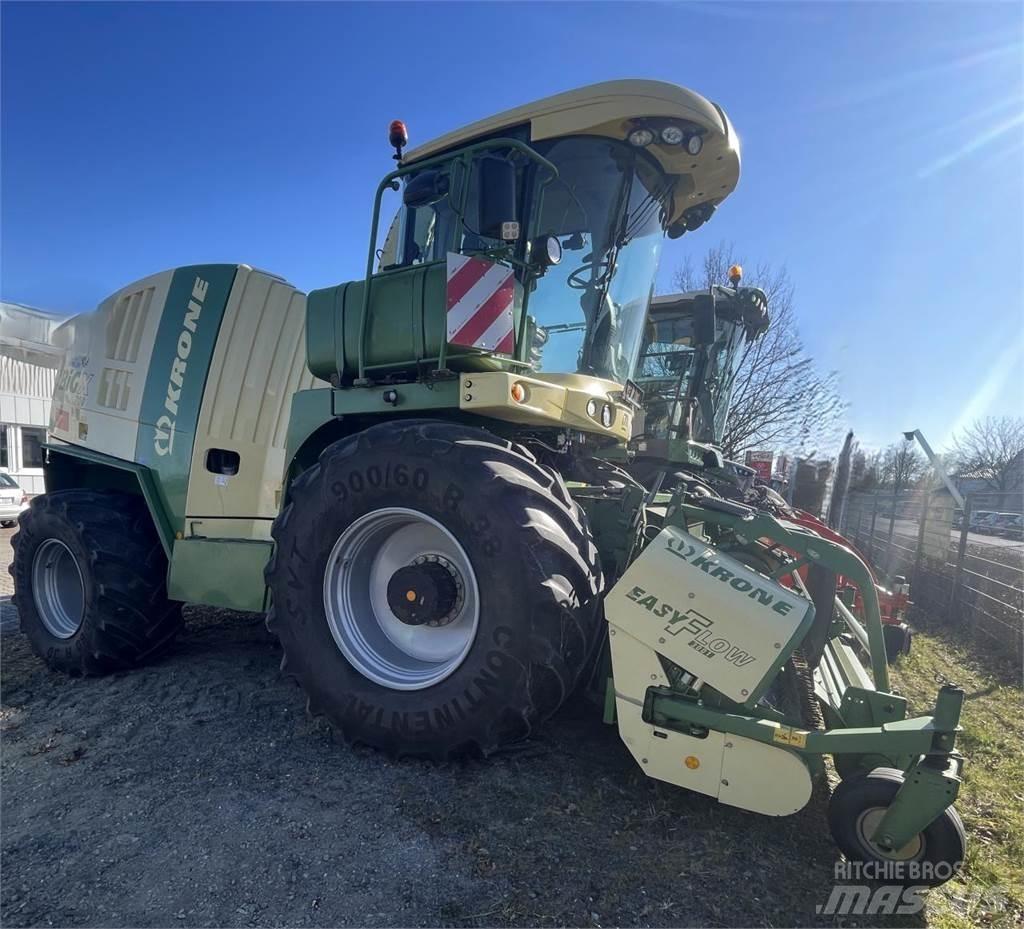 Krone BIG x 700 Stroji za krmo na lastni pogon