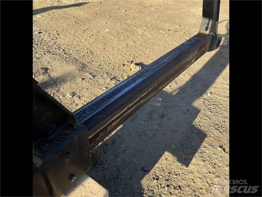 Loglift F71 F85 Dvigala za gozdne kombajne