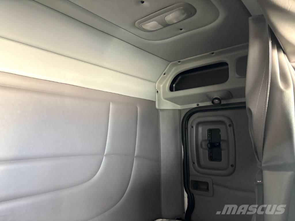 Peterbilt 389 Vlačilci