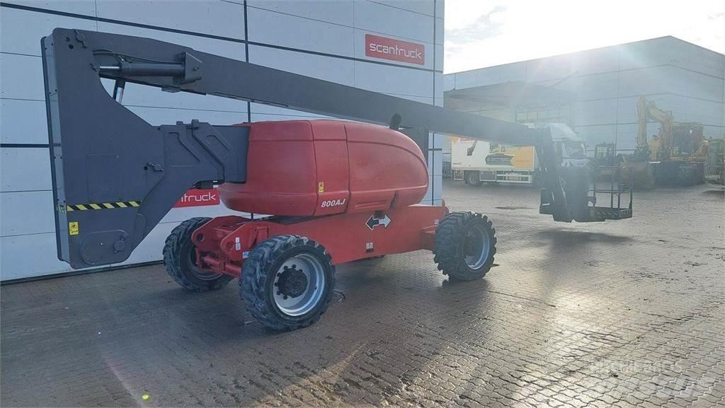 JLG 800AJ Zglobne dvižne ploščadi