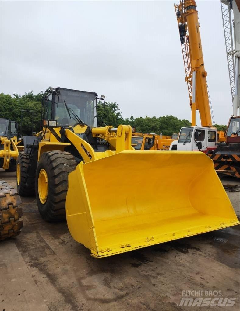 Komatsu WA 380 Kolesni nakladalci