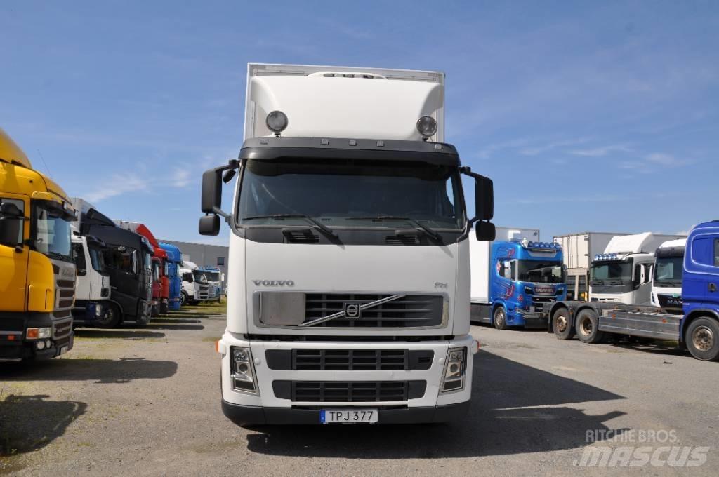 Volvo FH440 6X2 Tovornjaki zabojniki