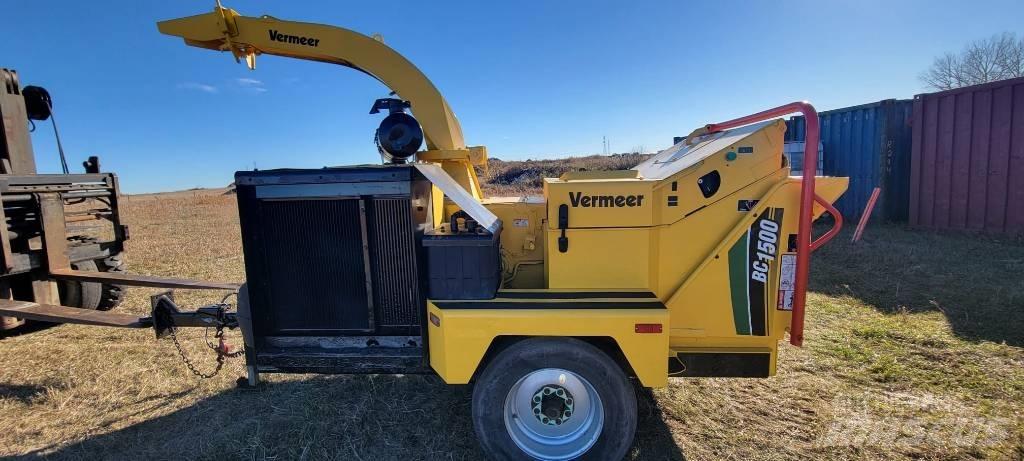 Vermeer BC1500 Drobilci lesa