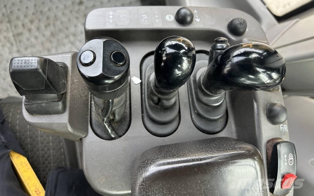 Volvo L120H Kolesni nakladalci