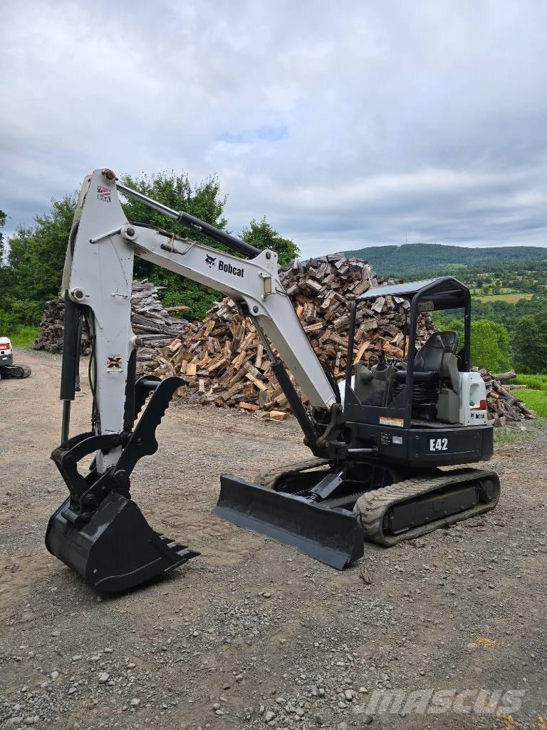 Bobcat E 42 Mini bagri <7t