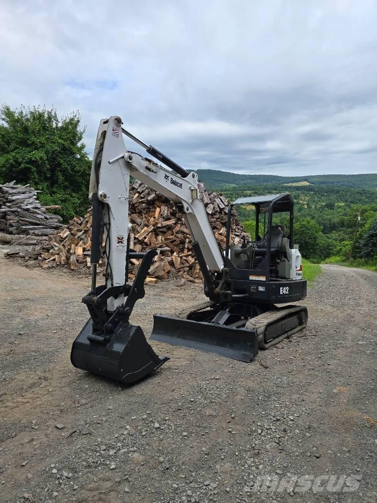 Bobcat E 42 Mini bagri <7t