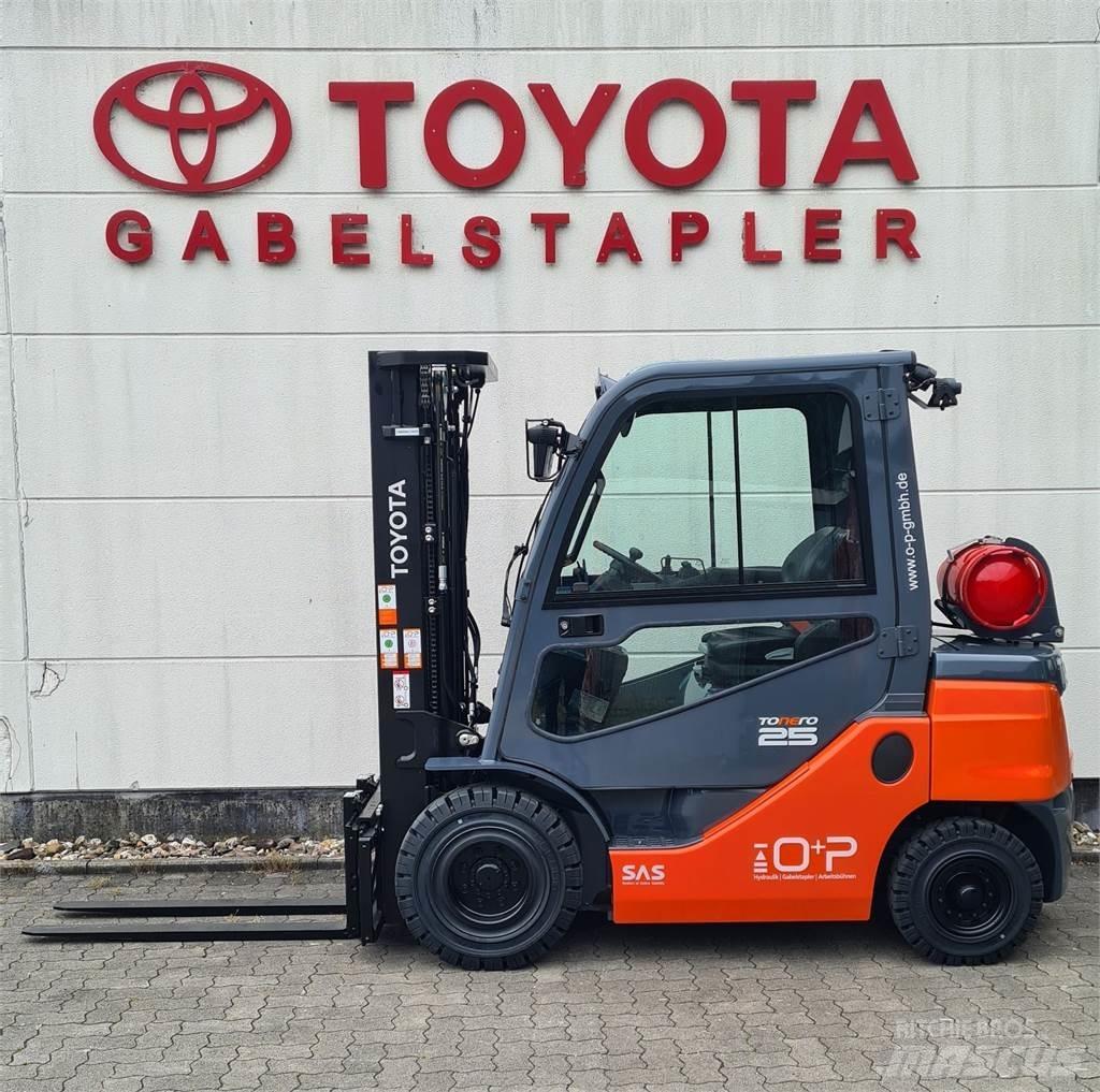 Toyota 02-8FGF25 Plinski viličarji