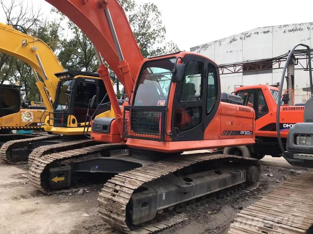Doosan dx300 Bagri goseničarji