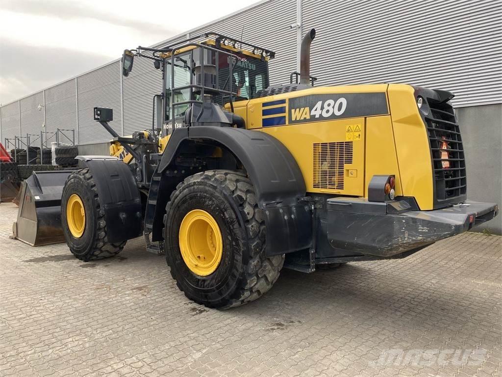 Komatsu WA480-8 Kolesni nakladalci