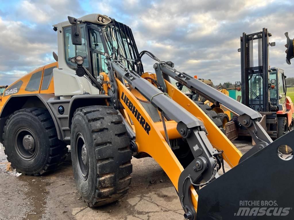 Liebherr L546 Kolesni nakladalci