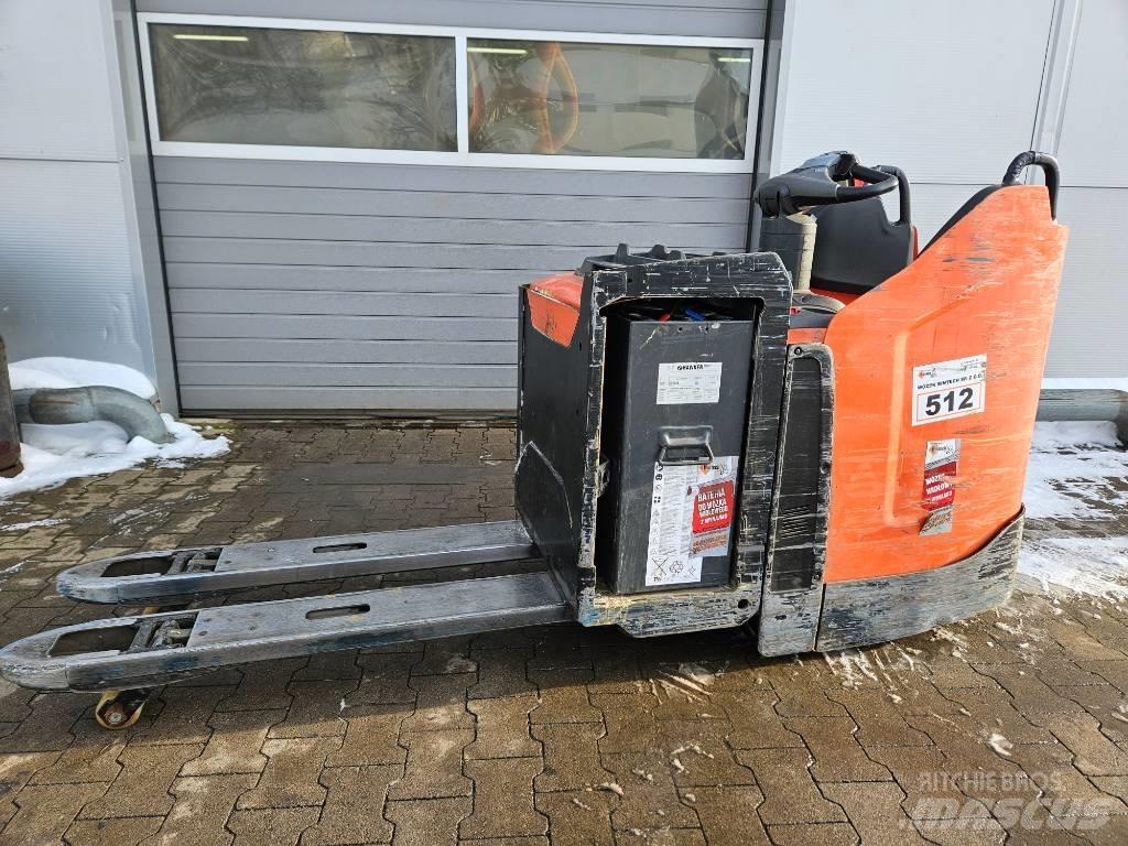 BT LPE 250 Električni viličarji