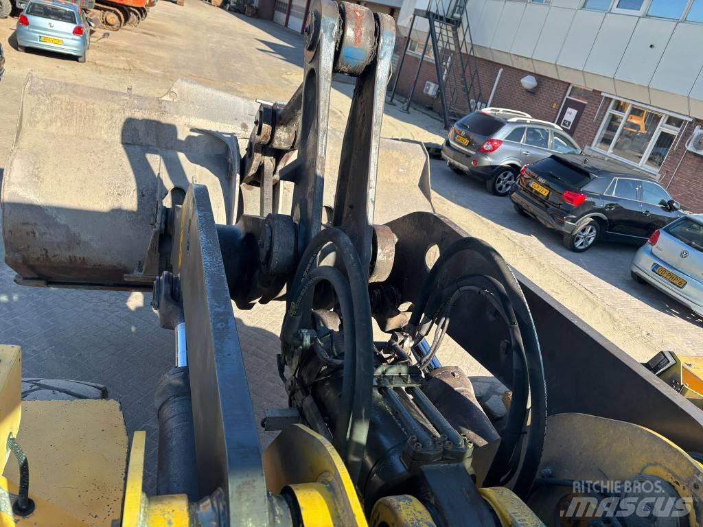 Volvo L 150 E Kolesni nakladalci