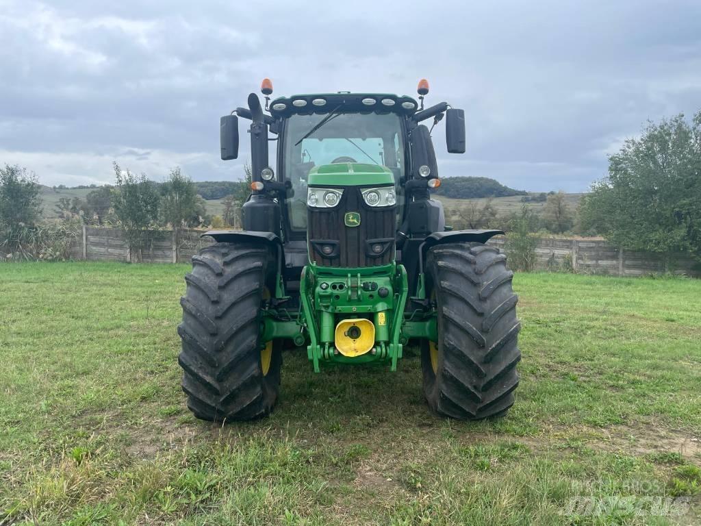 John Deere 6250 R Traktorji