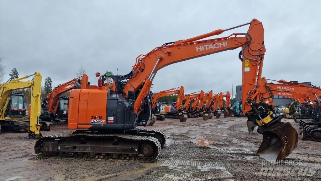 Hitachi ZX225USLC-6 Bagri goseničarji