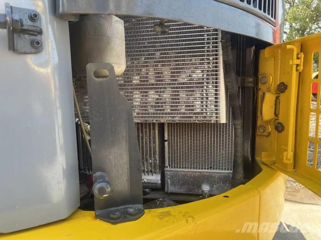 Komatsu pc78 Bagri goseničarji