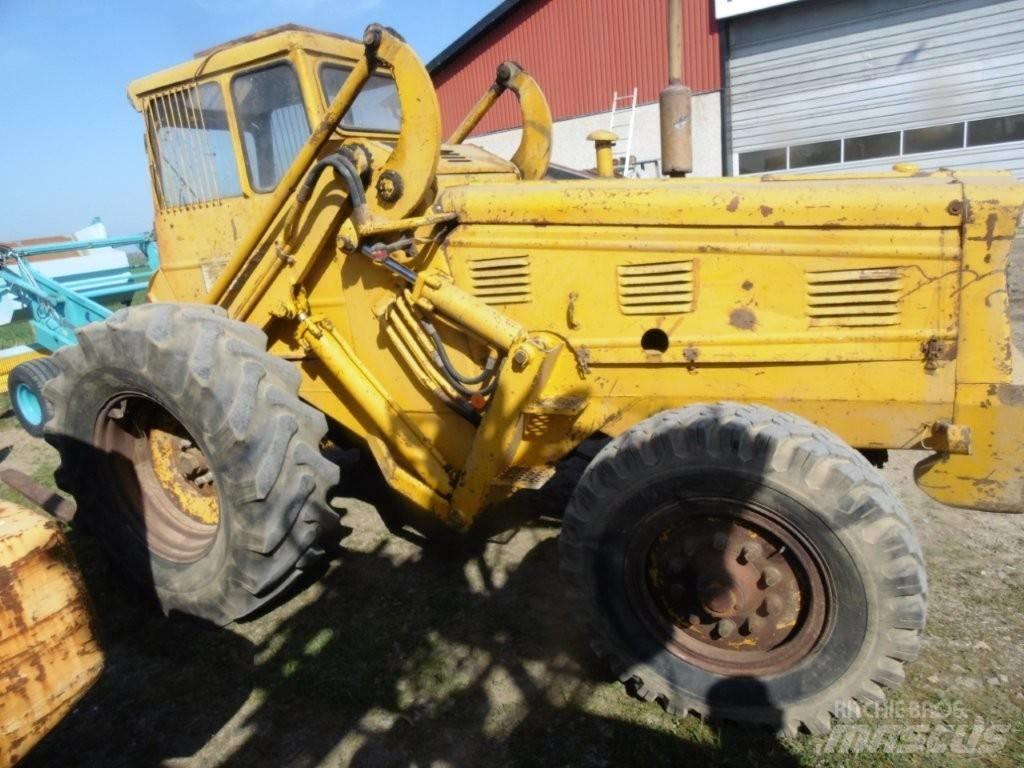 Volvo 218 TD Kolesni nakladalci