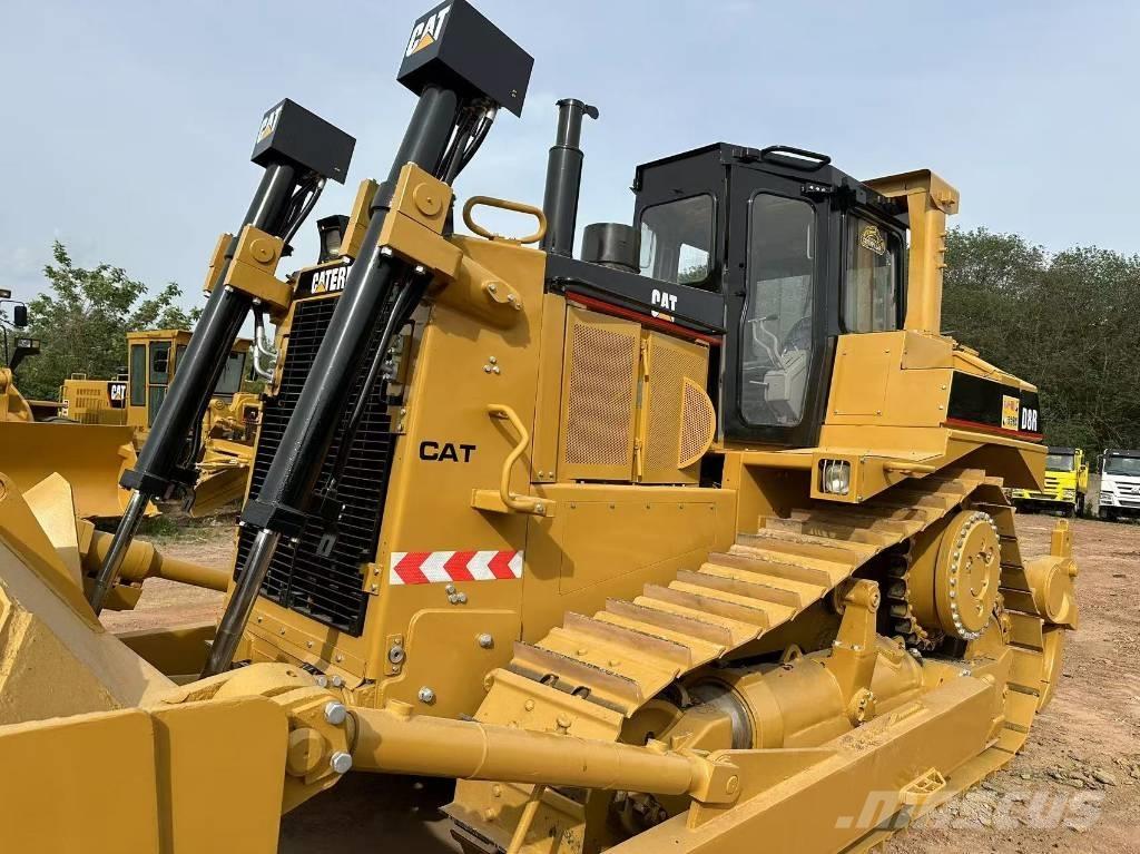CAT D 8 R Buldožerji goseničarji