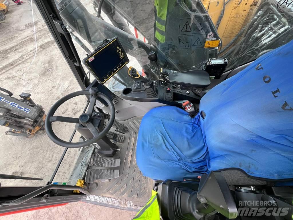 Volvo EWR 170 E Bagri na kolesih