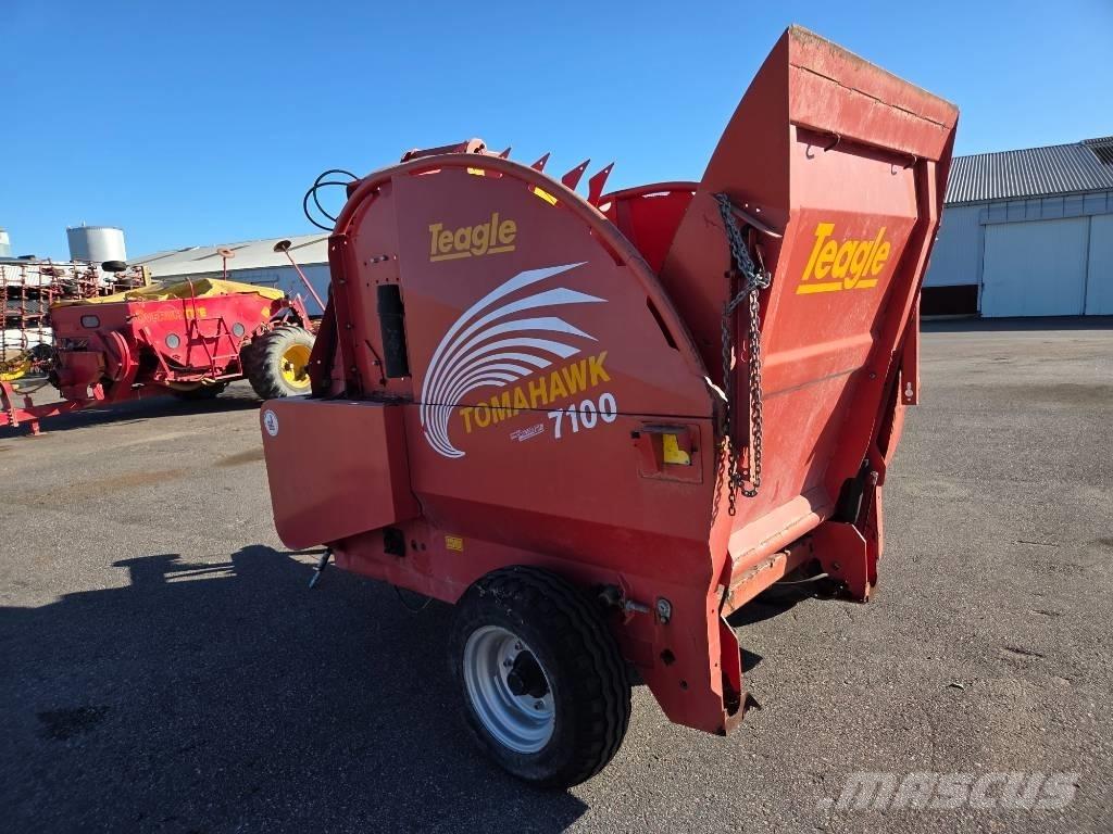 TEAGLE TOMAHAWK 7100 Ostali stroji in oprema za živino