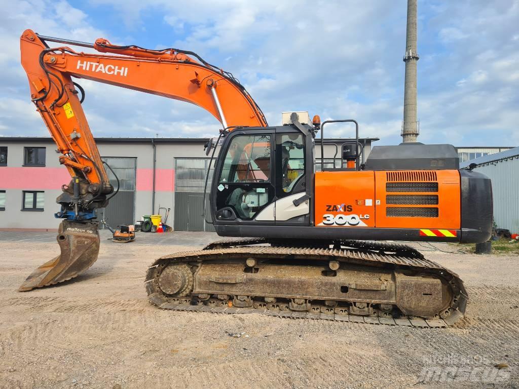 Doosan DX 300 LC Bagri goseničarji