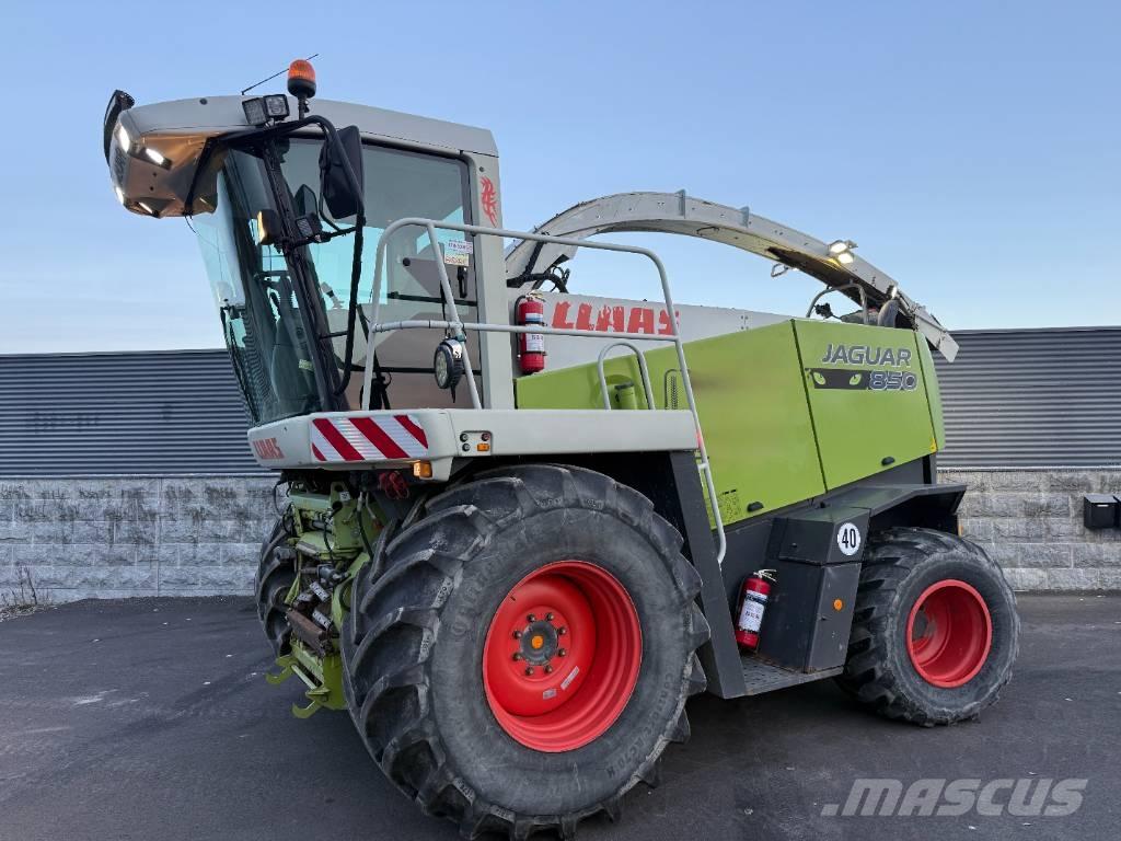 CLAAS Jaguar 850 Kombajni za krmo
