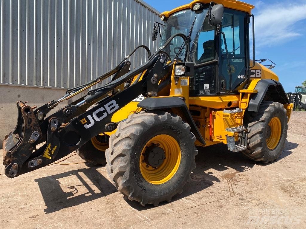 JCB 413 S Kolesni nakladalci