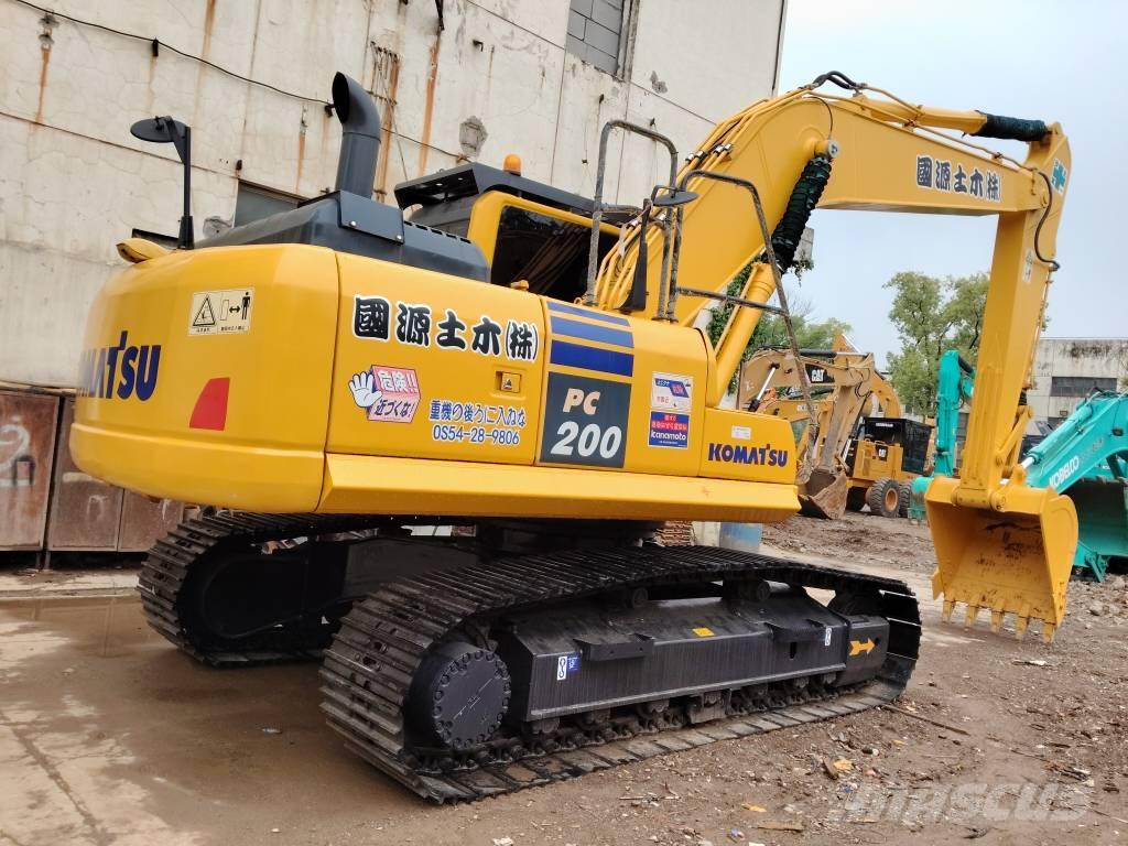 Komatsu PC 200-8 Bagri goseničarji