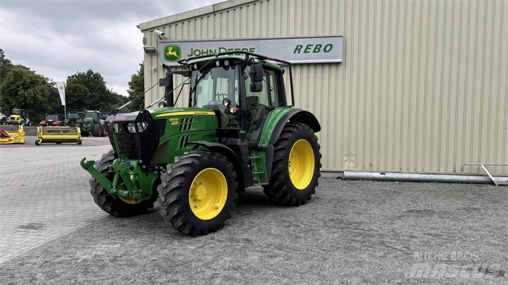 John Deere 6120M Manjši traktorji