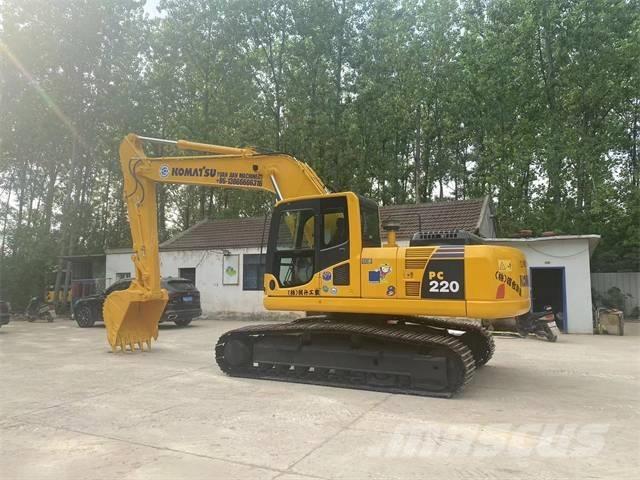 Komatsu PC 220-8 Bagri goseničarji