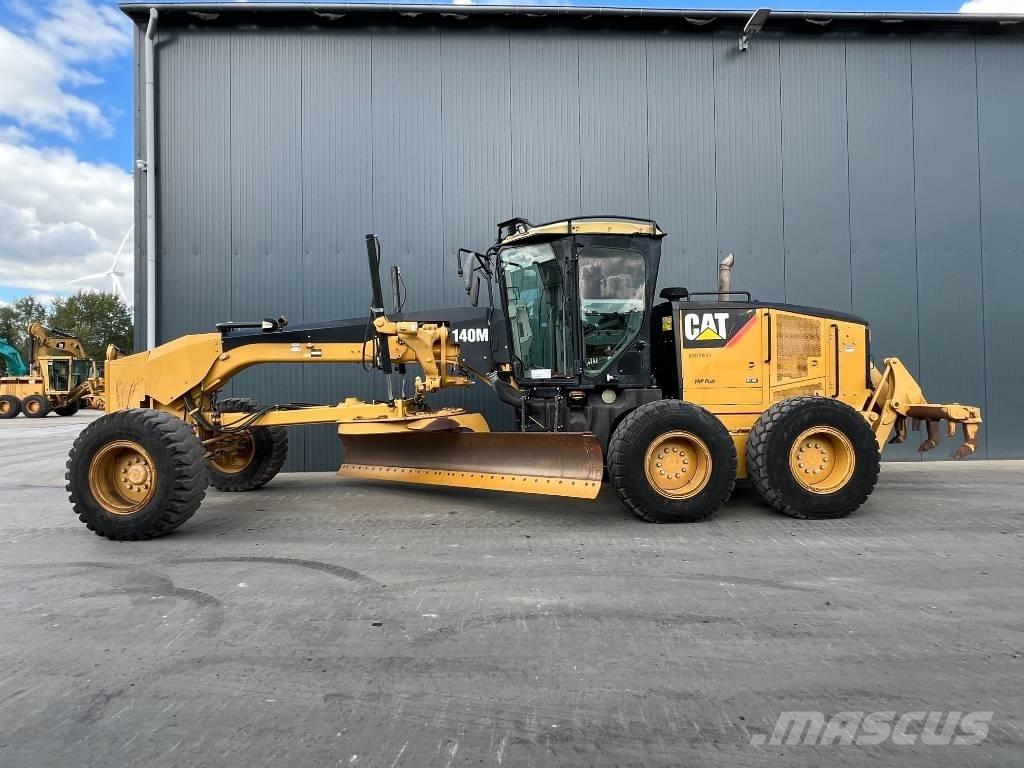 CAT 140M Grederji