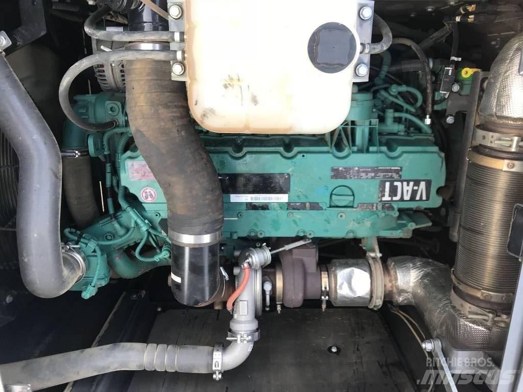Volvo EC250E L Bagri goseničarji