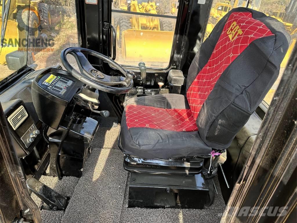 CAT 966 G Kolesni nakladalci
