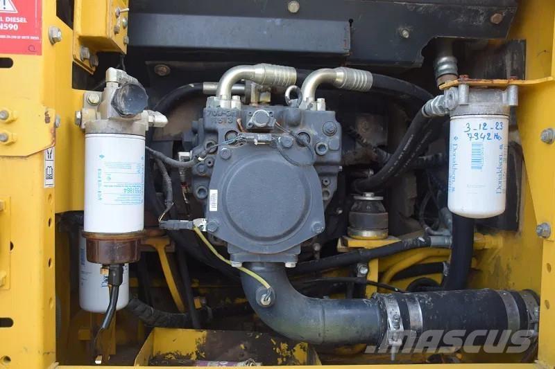 Komatsu PC160 LC8 Bagri goseničarji