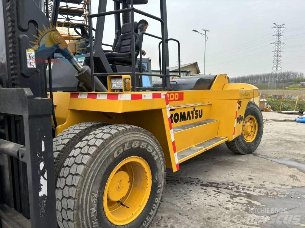Komatsu FD 200 Dizelski viličarji