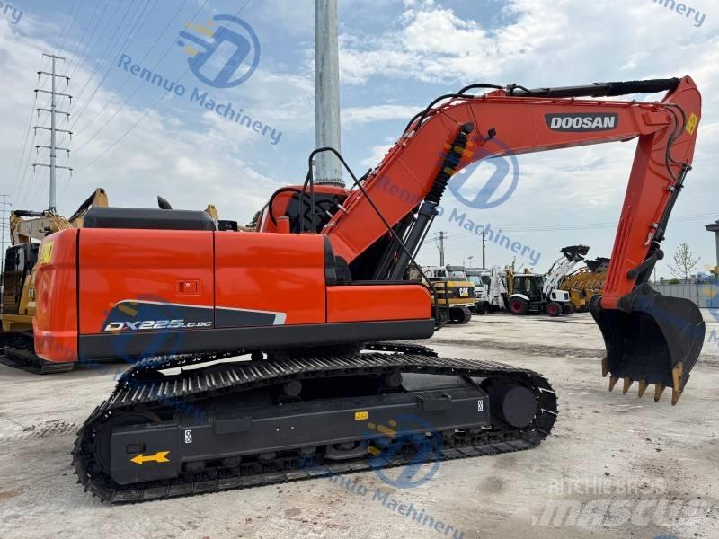 Doosan DX 225 LC-9C Bagri goseničarji