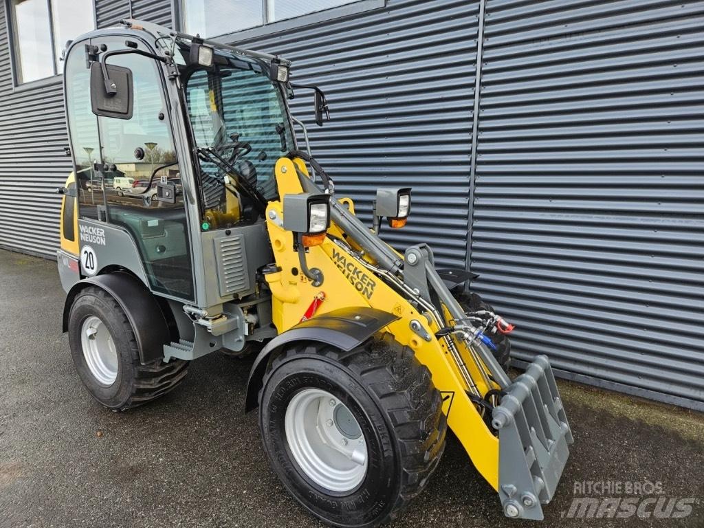 Wacker Neuson WL 25 Kolesni nakladalci