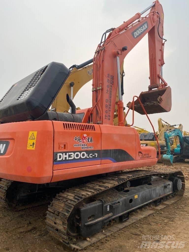 Doosan DH300-7 Bagri goseničarji