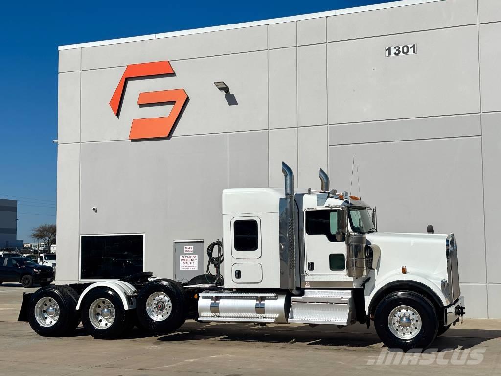 Kenworth W 900 Vlačilci