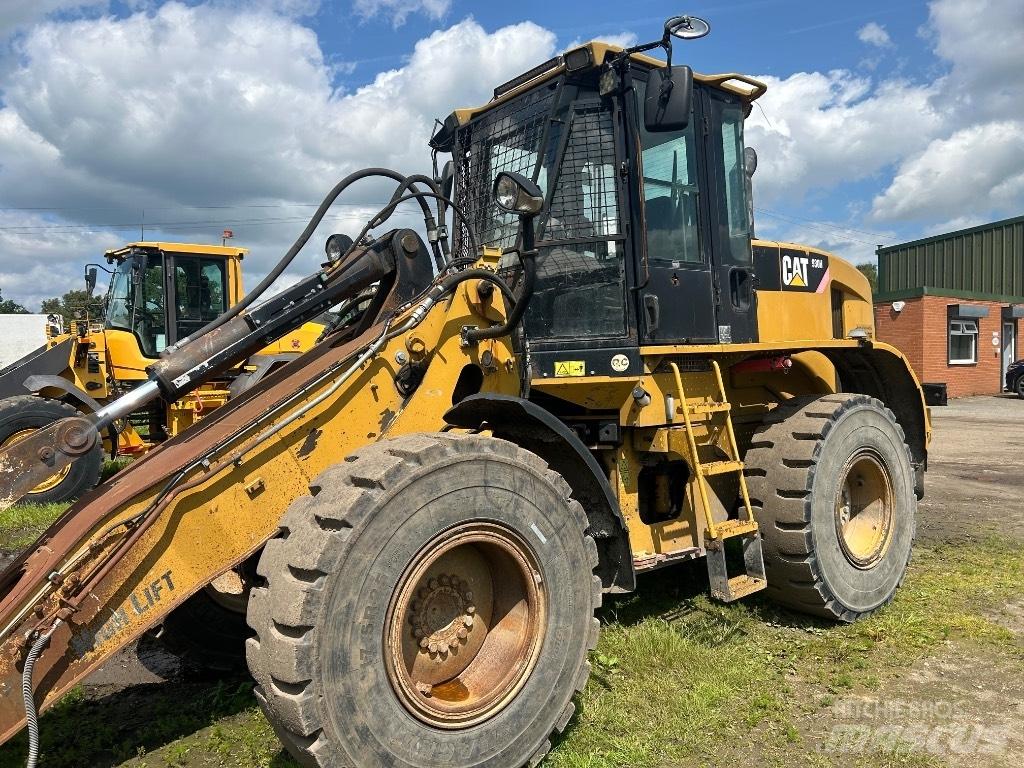 CAT 930H Kolesni nakladalci