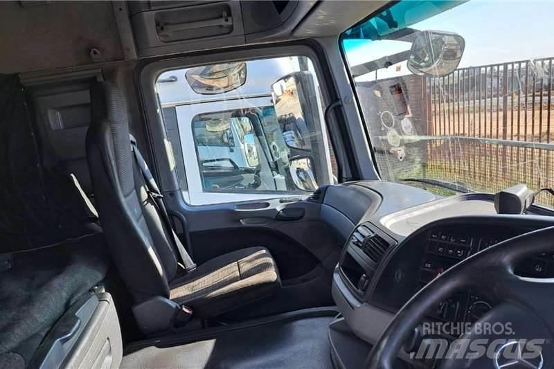 Mercedes-Benz 2644 Drugi tovornjaki