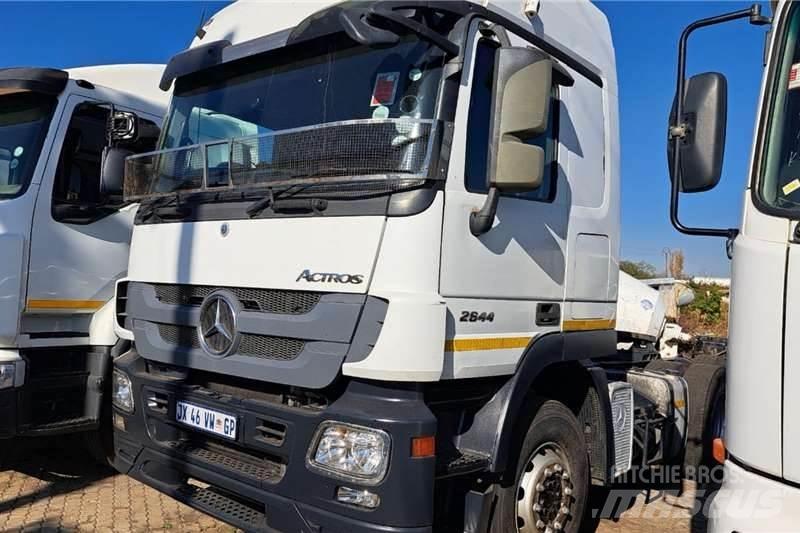 Mercedes-Benz 2644 Drugi tovornjaki