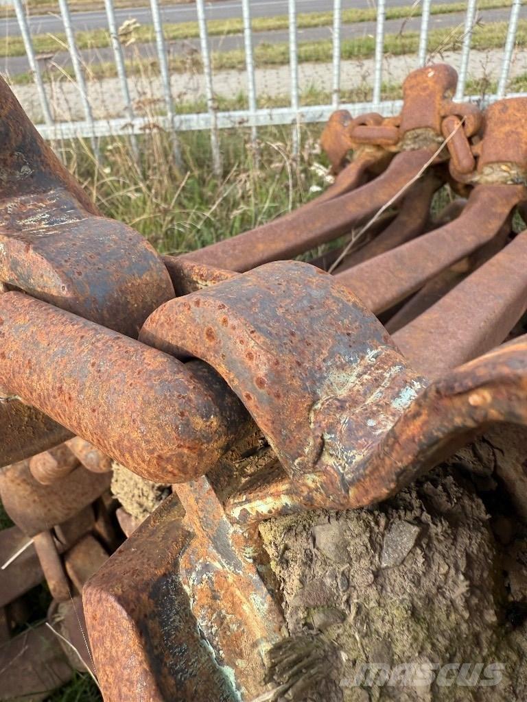 Olofsfors 800-26.5 Gosenice, verige in podvozje