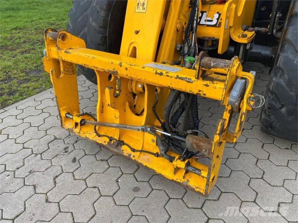 JCB 542-70 AGRIPRO Kmetijski teleskopski nakladalci