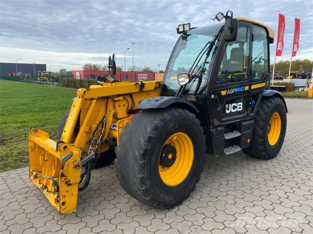 JCB 542-70 AGRIPRO Kmetijski teleskopski nakladalci
