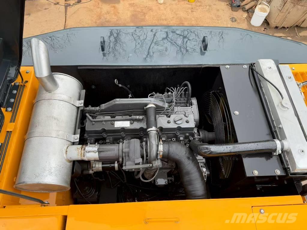 Hyundai 305-9t Bagri goseničarji