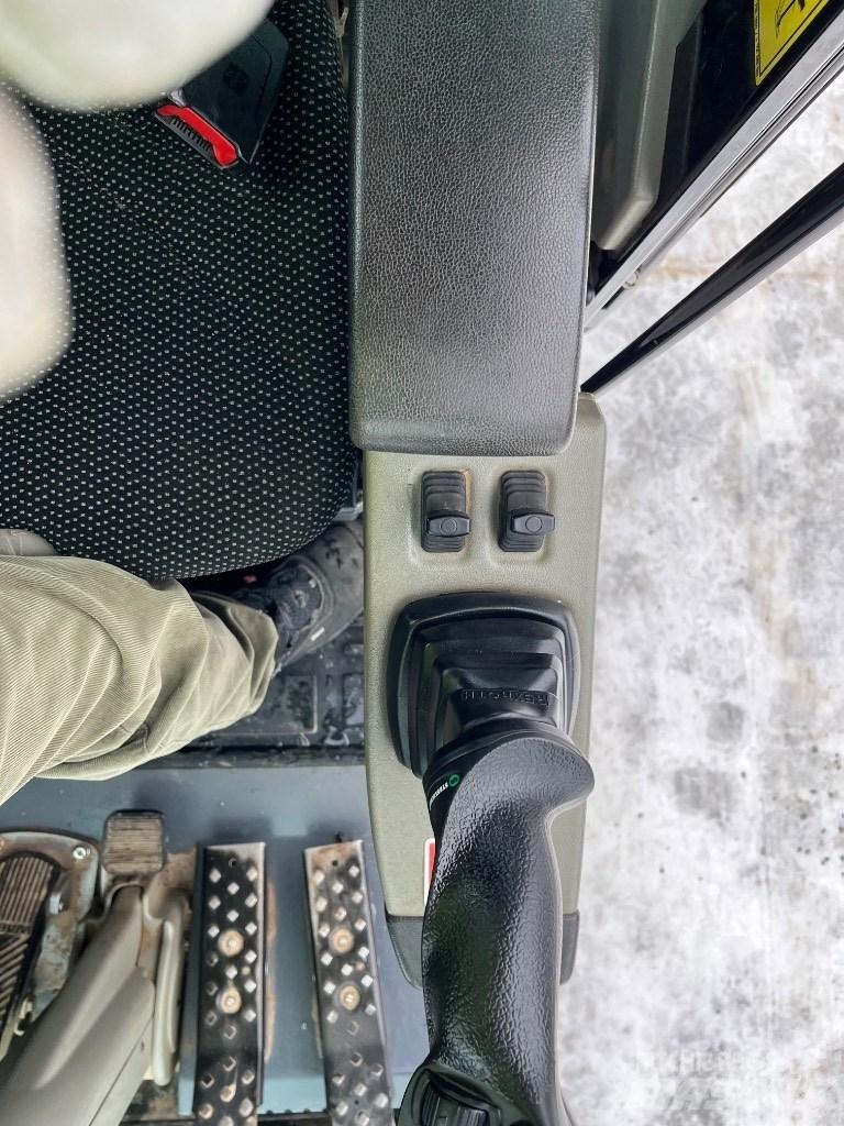 Yanmar B 95 W Bagri na kolesih