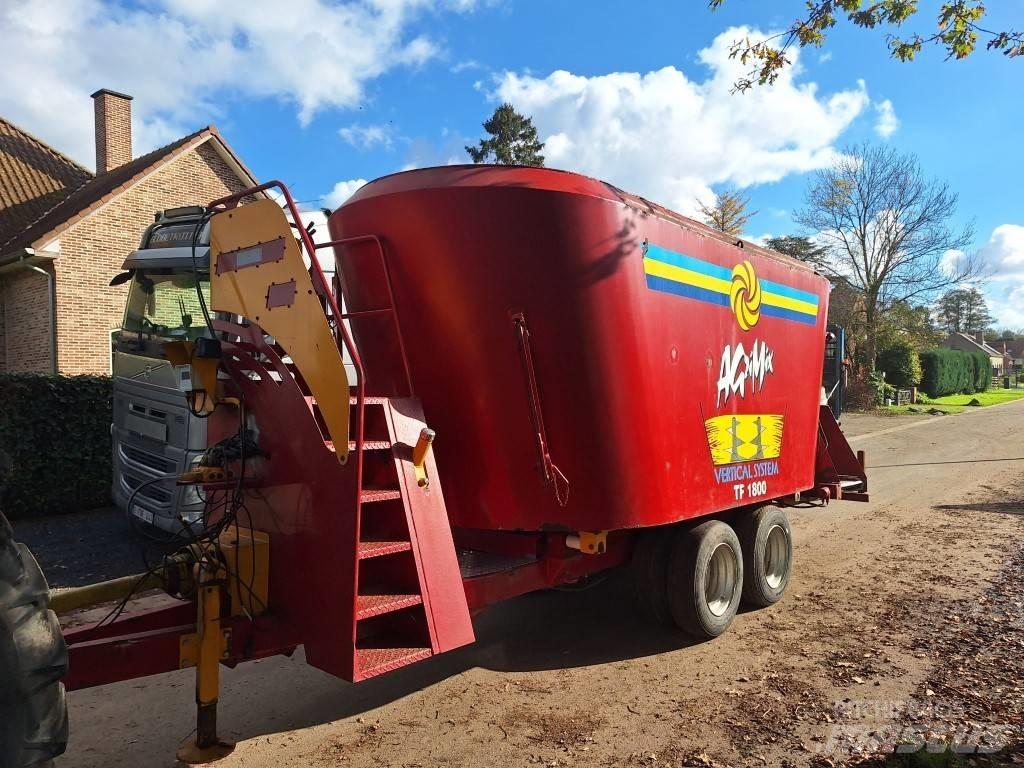  Agrimix TF 1800 Mešalne hranilnice