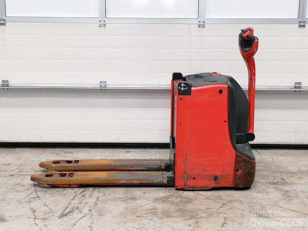 Linde T16L Električni nizko dvižni viličar